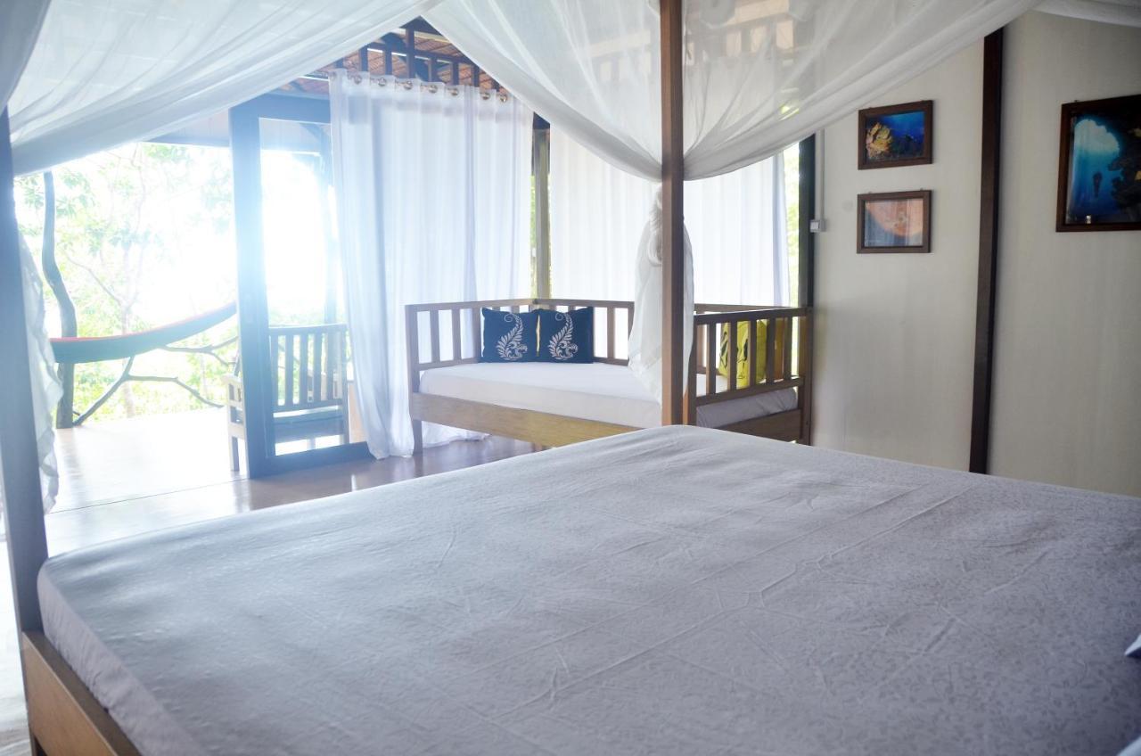 Araya Dive Resort Togean Bomba 外观 照片